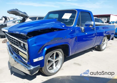 1982 Chevrolet C10 z USA, uszkodzony, nr VIN 1GCDC14H8CS167083